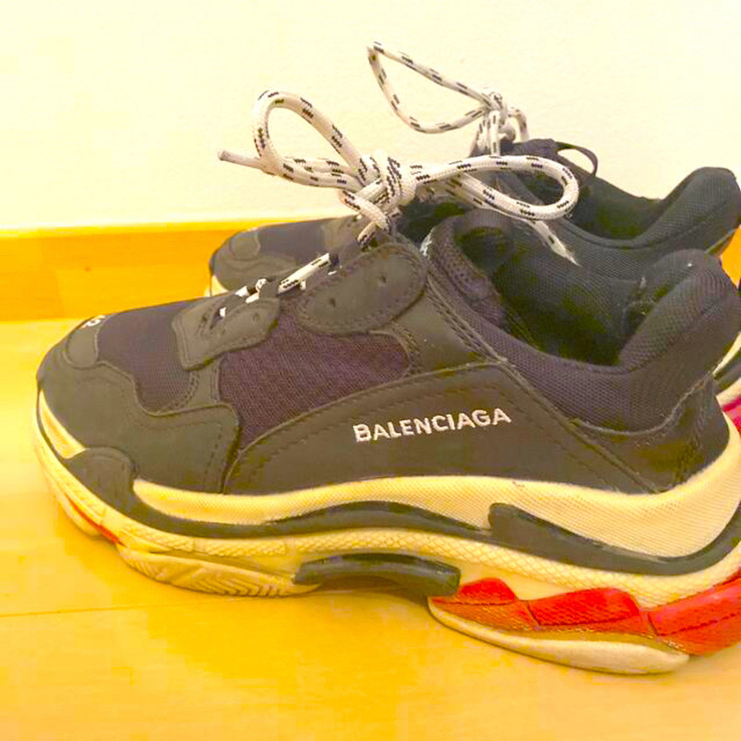 BALENCIAGA Triple S トリプルS スニーカー ブラック 黒 1