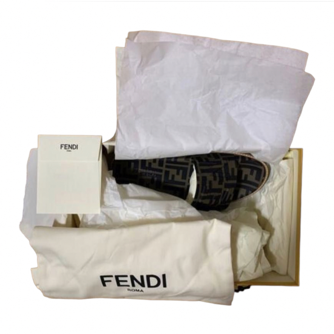 FENDI FF ロゴ スライドサンダル