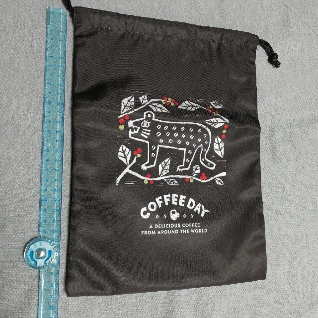 KALDI(カルディ)のKALDI ミニトートバック　巾着　ボールペン レディースのバッグ(トートバッグ)の商品写真
