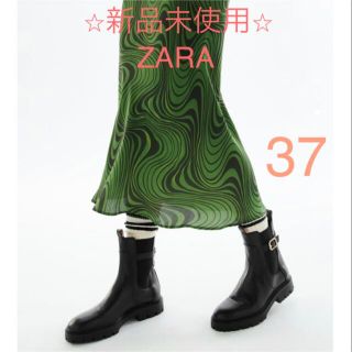 ザラ(ZARA)の【お値下げ中！】ZARA バックル付きレザーアンクルブーツ(ブーツ)