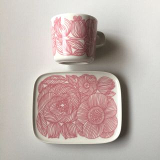 マリメッコ(marimekko)の廃盤・未使用品！ マリメッコ クルイェンポルヴィ ピンク(食器)