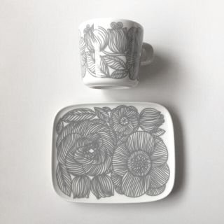 マリメッコ(marimekko)の廃盤・未使用品！ マリメッコ クルイェンポルヴィ グレー(食器)