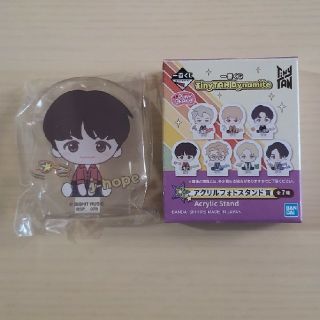 バンダイ(BANDAI)のタイニータン　アクリルフォトスタンド賞(j-hope)(アイドルグッズ)