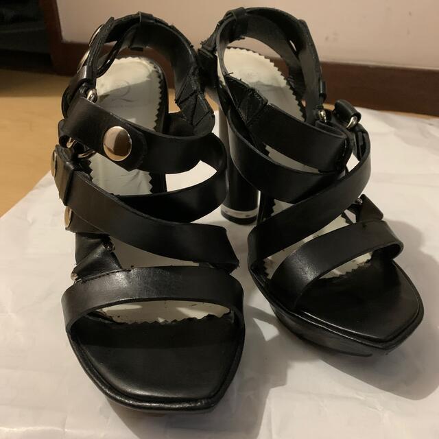 Alexander McQueen(アレキサンダーマックイーン)のアレキサンダーマックイーン　McQ  レザーサンダル レディースの靴/シューズ(サンダル)の商品写真