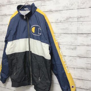 未使用品 Champion デカロゴ ホワイトゴールドフード付ナイロンジャケット