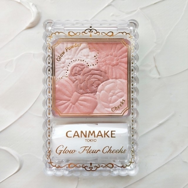 CANMAKE(キャンメイク)のCANMAKE グロウフルールチークス11 チャイフルール コスメ/美容のベースメイク/化粧品(チーク)の商品写真