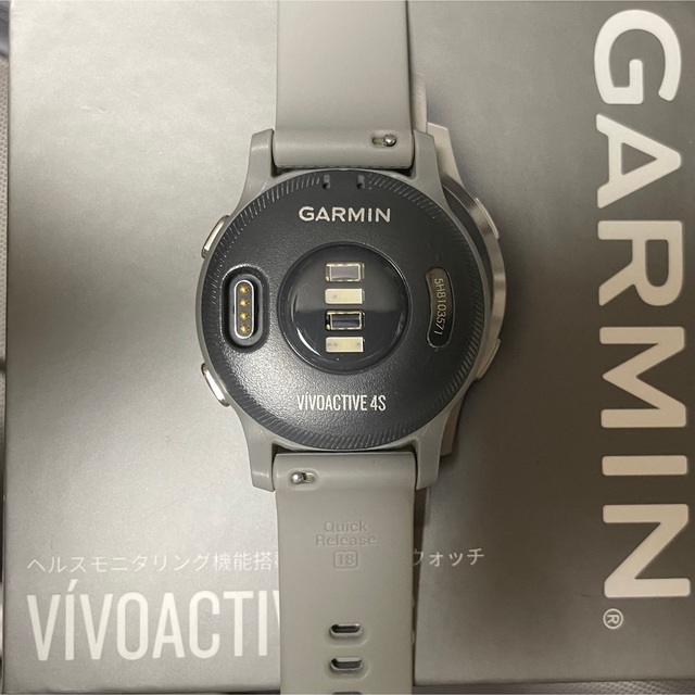 GARMIN(ガーミン)の値下しましたGarmin vivoactive 4s ガーミン スマートウォッチ レディースのファッション小物(腕時計)の商品写真