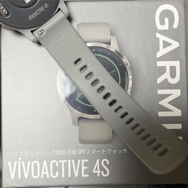 GARMIN(ガーミン)の値下しましたGarmin vivoactive 4s ガーミン スマートウォッチ レディースのファッション小物(腕時計)の商品写真