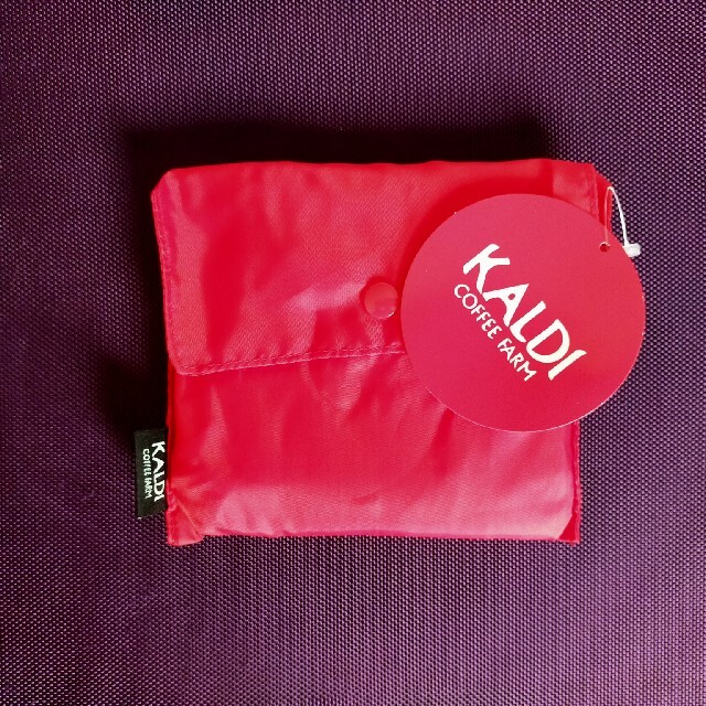 KALDI(カルディ)のKALDI エコバッグ レッド(セット売り可) レディースのバッグ(エコバッグ)の商品写真