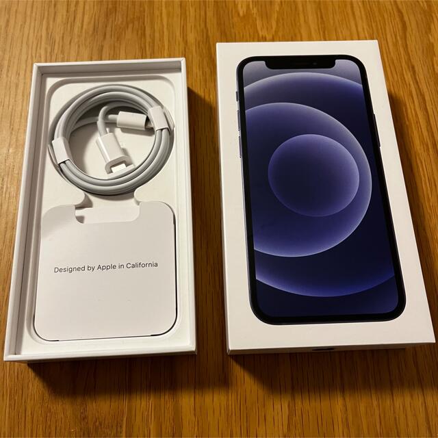 Apple(アップル)のアップル iPhone12 mini 256GB ブラック au スマホ/家電/カメラのスマートフォン/携帯電話(スマートフォン本体)の商品写真
