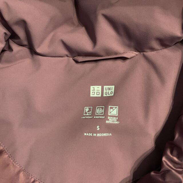 UNIQLO(ユニクロ)のユニクロ　シームレスダウンコート レディースのジャケット/アウター(ダウンコート)の商品写真