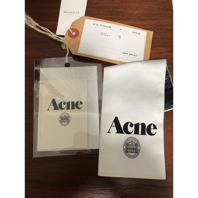 ACNE(アクネ)の【名作】【定価3万】Acne Studios スキニーブラックデニム 30/32 メンズのパンツ(デニム/ジーンズ)の商品写真