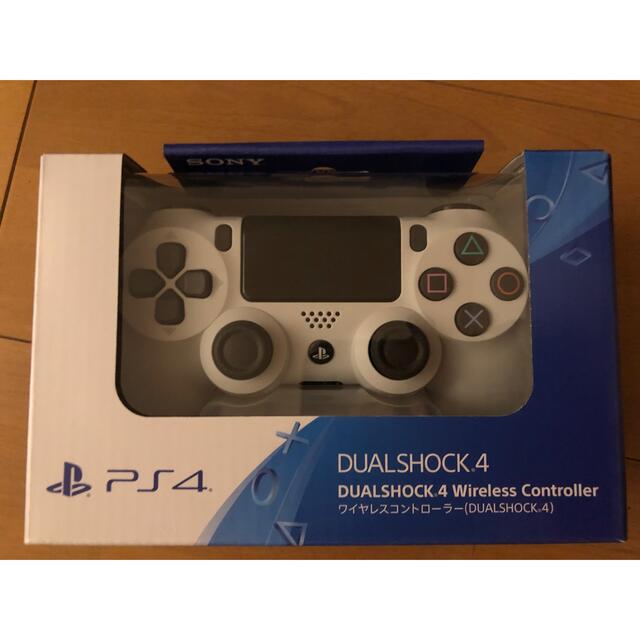 今泉様専用　PlayStation4 コントローラー　黒、白　1ずつ　計2個 エンタメ/ホビーのゲームソフト/ゲーム機本体(その他)の商品写真