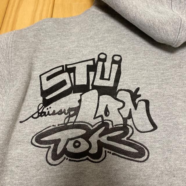 STUSSY パーカー（ポケット着） 4