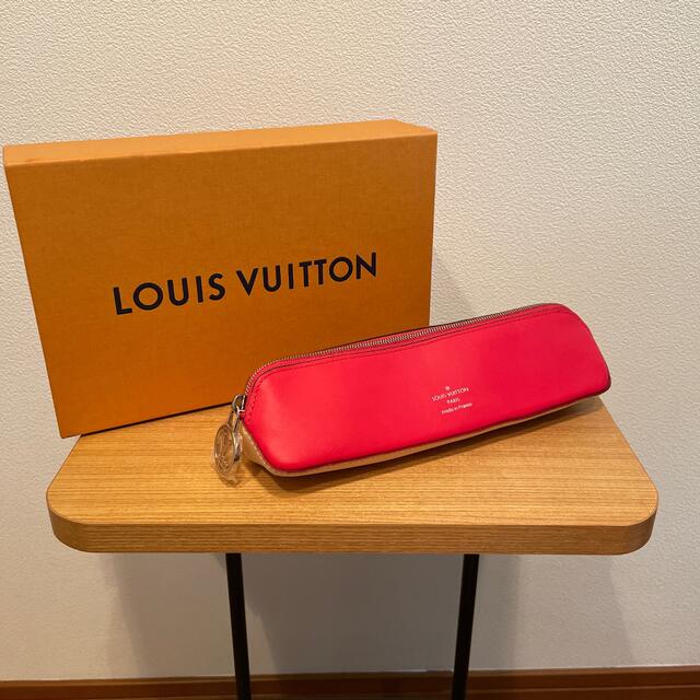 LOUIS VUITTON(ルイヴィトン)の Louis Vuitton   ルイヴィトン　新品未使用　筆箱　ペンケース レディースのファッション小物(その他)の商品写真