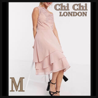 チチロンドン(Chi Chi London)の【タグ付き新品 M】Chi Chi Londonレースワンショルミディ丈ドレス(ミディアムドレス)