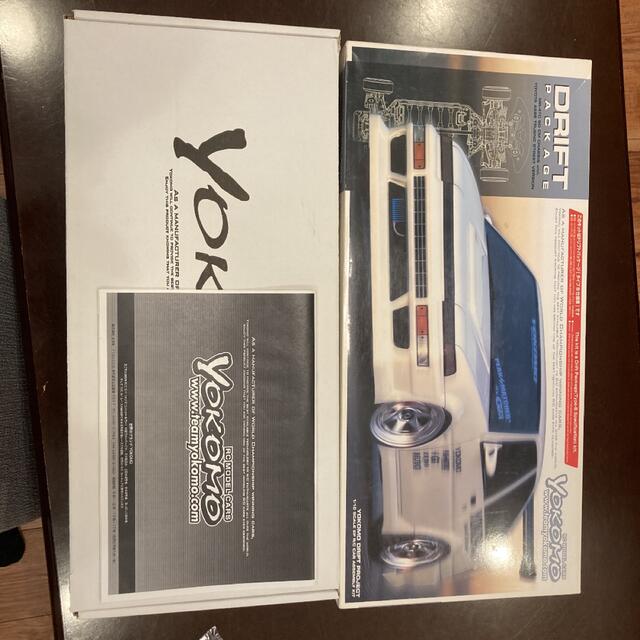 ドリフトカー YOKOMO AE86 TRUENO STREET VERSION