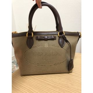 プラダ(PRADA)のPRADA プラダ　ハンドバッグ　ブラウン　茶色(ハンドバッグ)