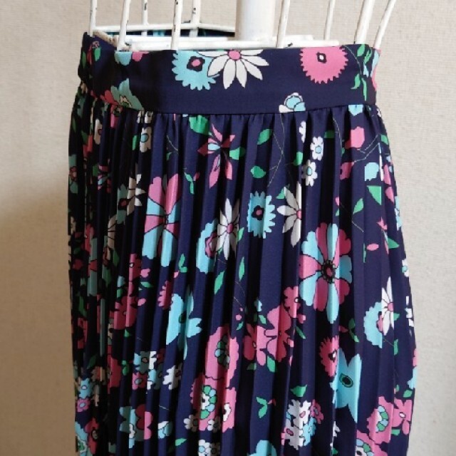 ✩ RCWB ✩ ロデオクラウンズワイドボウル花柄 スカート