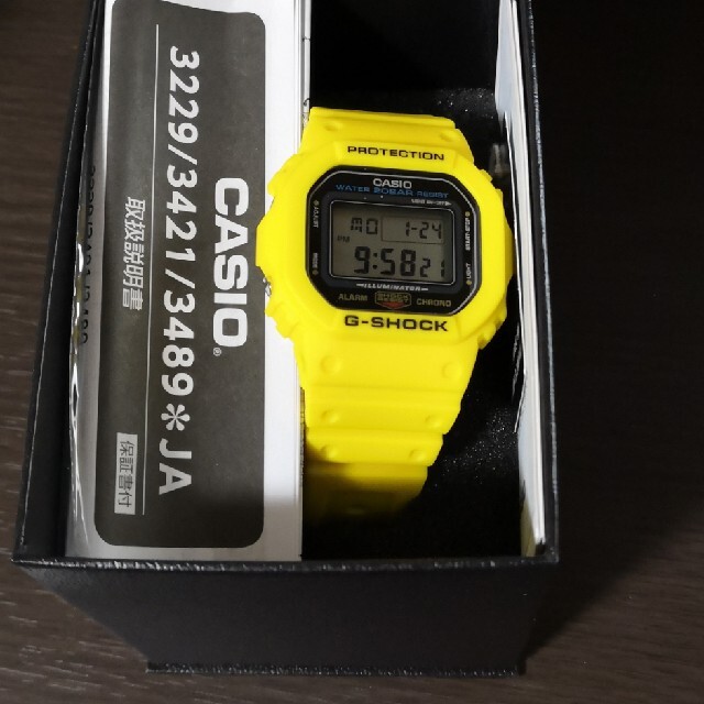 DW-5600REC-9JF☆イエロー メンズの時計(腕時計(デジタル))の商品写真