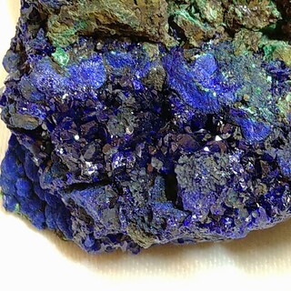 中国産 アズライト 藍銅鉱 原石(置物)