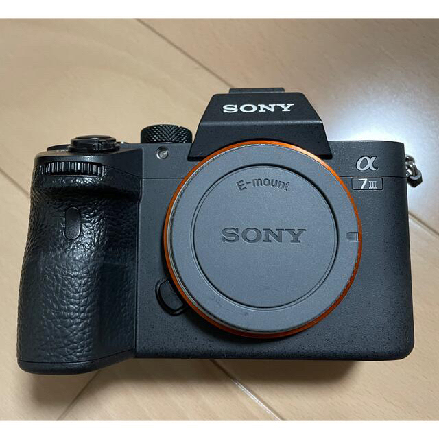 SONY(ソニー)のSONY  α7 III ILCE-7M3 レザーケース付き スマホ/家電/カメラのカメラ(ミラーレス一眼)の商品写真