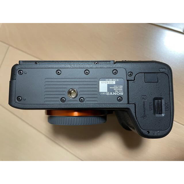 SONY(ソニー)のSONY  α7 III ILCE-7M3 レザーケース付き スマホ/家電/カメラのカメラ(ミラーレス一眼)の商品写真