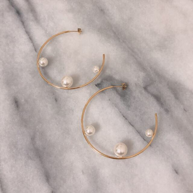 luxe 3Pearl hoops 1