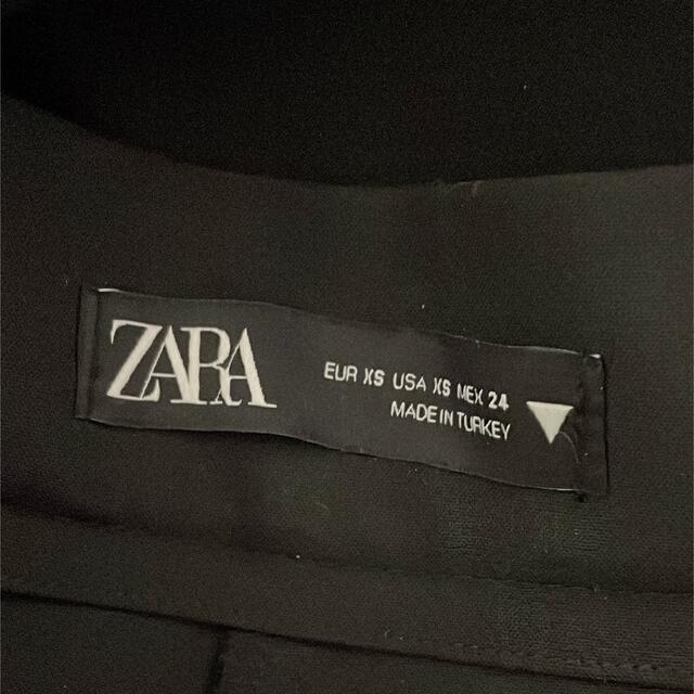 ZARA(ザラ)のZARA ストレートヘムバミューダパンツ レディースのパンツ(ショートパンツ)の商品写真