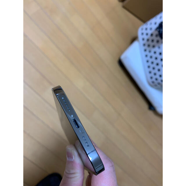 iPhone(アイフォーン)のiPhone 12 Pro MAX 128GB グラファイト 美品 スマホ/家電/カメラのスマートフォン/携帯電話(スマートフォン本体)の商品写真