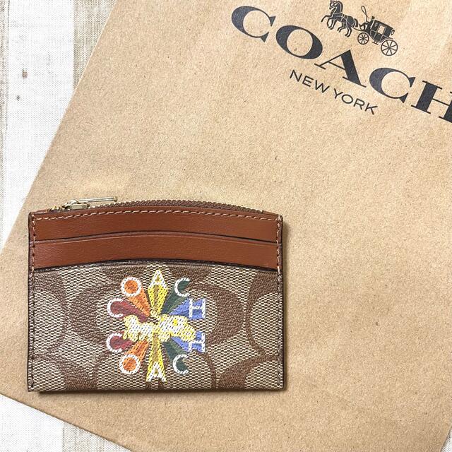 COACH(コーチ)の新品未使用 コーチ レインボー ブラウン シグネチャー カード コインケース レディースのファッション小物(コインケース)の商品写真