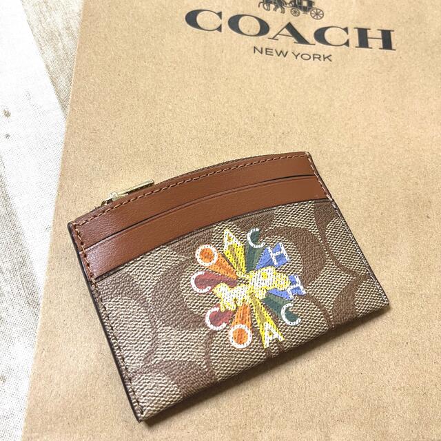 COACH(コーチ)の新品未使用 コーチ レインボー ブラウン シグネチャー カード コインケース レディースのファッション小物(コインケース)の商品写真