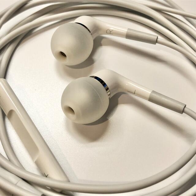 Apple In-Ear Headphones with Remote Mic