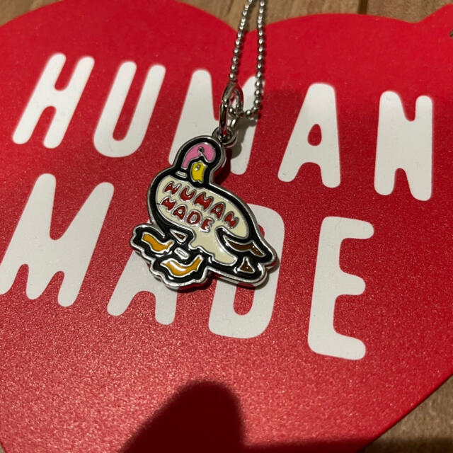 A BATHING APE(アベイシングエイプ)のHUMAN MADE ヒューマンメイド　ネックレス　キーホルダー メンズのアクセサリー(ネックレス)の商品写真