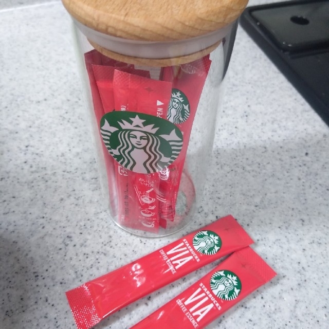 極上はちみつ紅茶   Starbucks  VIA   セット 食品/飲料/酒の飲料(茶)の商品写真