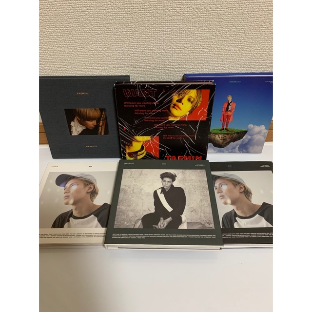 SHINee まとめ売り　22点セット エンタメ/ホビーのCD(K-POP/アジア)の商品写真