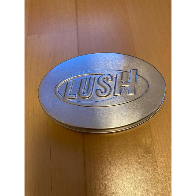 LUSH(ラッシュ)のＬＯ SＨ　ラッシュ　空き缶　(中身なし) コスメ/美容のボディケア(その他)の商品写真