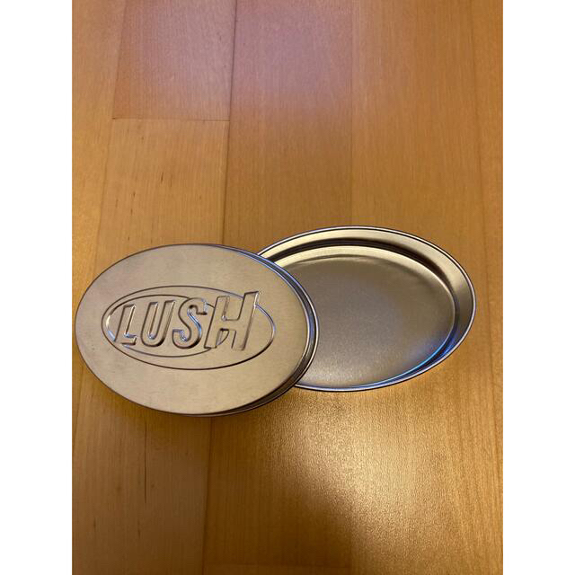 LUSH(ラッシュ)のＬＯ SＨ　ラッシュ　空き缶　(中身なし) コスメ/美容のボディケア(その他)の商品写真