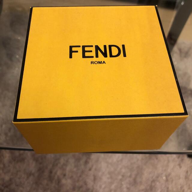 FENDI レザーブレスレットアクセサリー