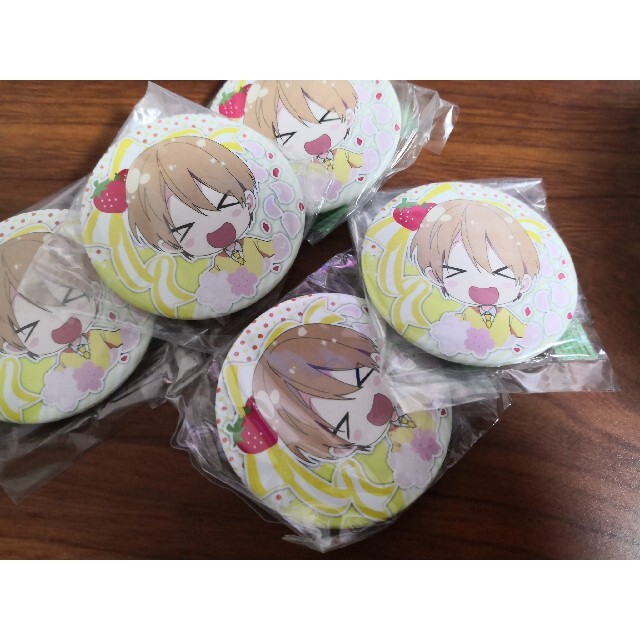 すとめも すとめも7 るぅとくん バッジ デフォ エンタメ/ホビーのタレントグッズ(アイドルグッズ)の商品写真