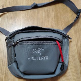 アークテリクス(ARC'TERYX)のARC’TERYX × BEAMS Arro Waistpack GREY(ショルダーバッグ)