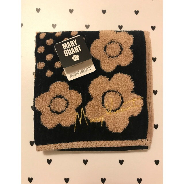 MARY QUANT(マリークワント)の❤️✳︎マリークワント・ハンカチ✳︎❤︎✳︎ドット柄＆デイジー✳︎❤︎✳︎新品 レディースのファッション小物(ハンカチ)の商品写真