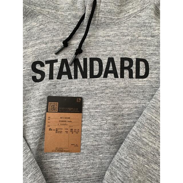 THE NORTH FACE(ザノースフェイス)のNORTH FACE STANDARD HOODIE メンズのトップス(パーカー)の商品写真