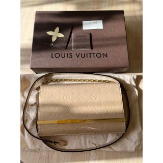 ルイヴィトン(LOUIS VUITTON)のLOUIS VUITTON ルイ　ヴィトン   ヴェルニ  バック(ショルダーバッグ)