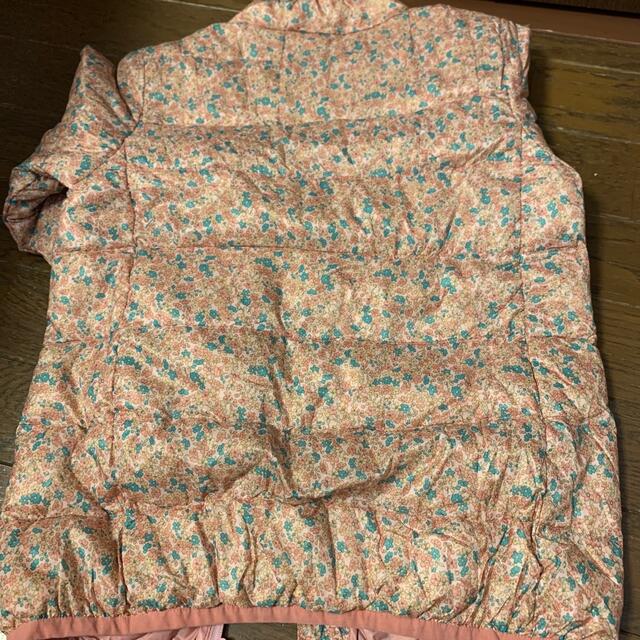 HusHush(ハッシュアッシュ)のハッシュアッシュ　花柄　130 キッズ/ベビー/マタニティのキッズ服女の子用(90cm~)(ジャケット/上着)の商品写真