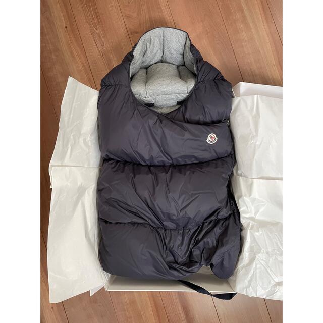 モンクレール　Moncler おくるみ