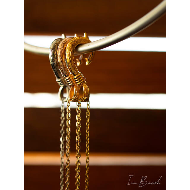 iriebeach fishhook necklace | appareldigest.com