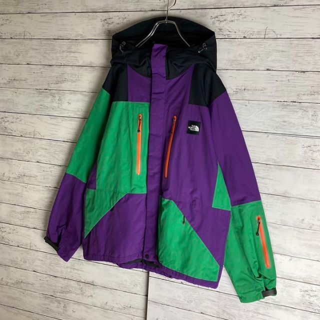 THE NORTH FACE(ザノースフェイス)の【即完売モデル】ノースフェイス☆ワンポイントロゴマウンテンパーカー希少カラー美品 メンズのジャケット/アウター(マウンテンパーカー)の商品写真