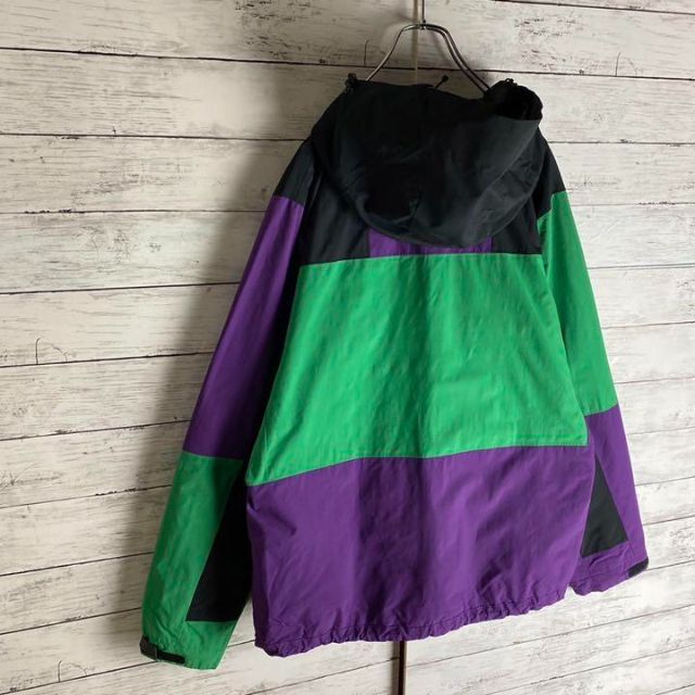 THE NORTH FACE(ザノースフェイス)の【即完売モデル】ノースフェイス☆ワンポイントロゴマウンテンパーカー希少カラー美品 メンズのジャケット/アウター(マウンテンパーカー)の商品写真