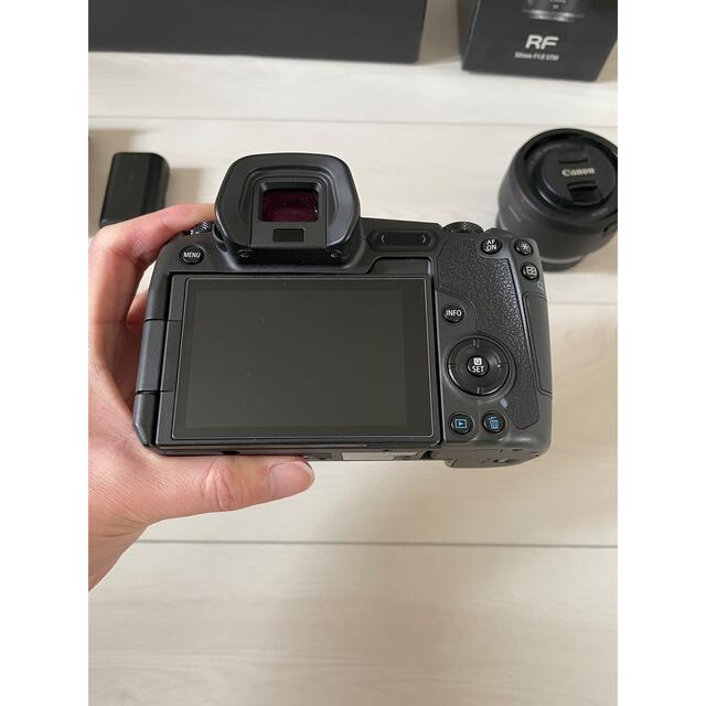 ジローさん専用EOS R ボディ ＋ RF50mmF1.8 ＋ マウントアダプタ スマホ/家電/カメラのカメラ(ミラーレス一眼)の商品写真